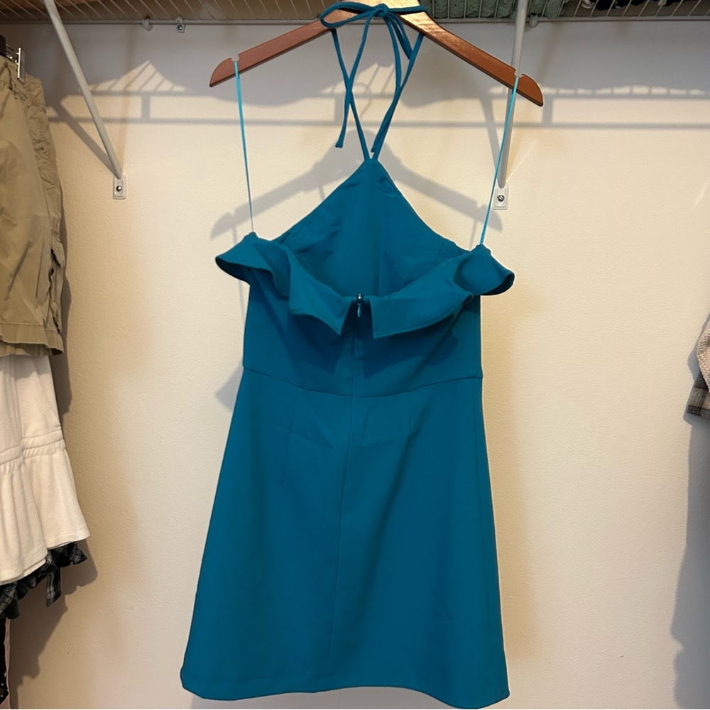 Elegant Blue Halter Dress - Picture 5 of 14